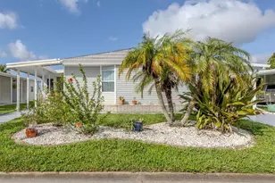 97 Lakeview Dr, North Port, FL 34287 - Photo 3