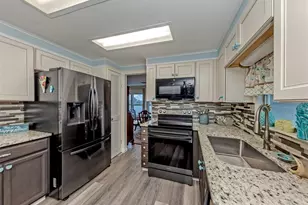 97 Lakeview Dr, North Port, FL 34287 - Photo 15