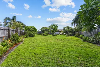 6640 Waterford Lane, Sarasota, FL 34238 - Photo 27