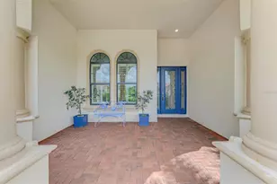 10908 Bullrush Dr, Venice, FL 34293 - Photo 5