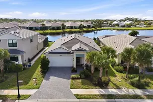18580 Midsummer Pl, Venice, FL 34293 - Photo 5