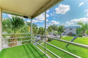 460 E Base Ave, Venice, FL 34285 - Photo 33