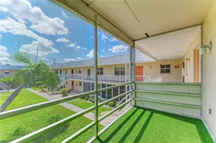 460 E Base Ave, Venice, FL 34285 - Photo 31