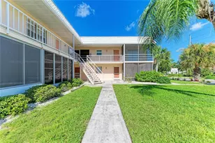 460 E Base Ave, Venice, FL 34285 - Photo 3