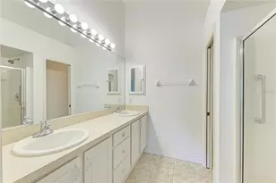1404 Auburn Lakes Cir, Venice, FL 34292 - Photo 33