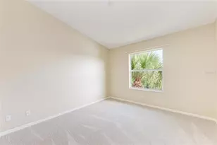1404 Auburn Lakes Cir, Venice, FL 34292 - Photo 27