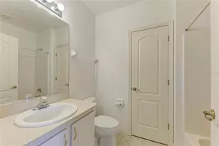 1404 Auburn Lakes Cir, Venice, FL 34292 - Photo 41