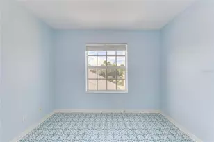 1404 Auburn Lakes Cir, Venice, FL 34292 - Photo 45