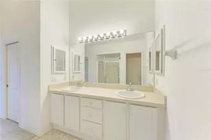 1404 Auburn Lakes Cir, Venice, FL 34292 - Photo 35
