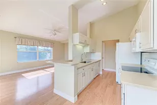 1404 Auburn Lakes Cir, Venice, FL 34292 - Photo 19