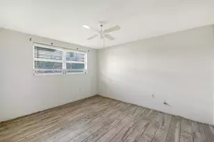 1523 Lakeside Dr, Venice, FL 34293 - Photo 23
