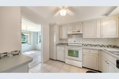 1523 Lakeside Drive #15, Venice, FL 34293 - Photo 13