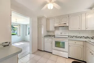 1523 Lakeside Dr, Venice, FL 34293 - Photo 13