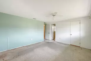 1523 Lakeside Dr, Venice, FL 34293 - Photo 19