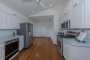 1520 Jasper Ct, Venice, FL 34292 - Photo 7