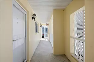 406 Cerromar Cir N, Venice, FL 34293 - Photo 5