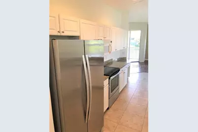 7002 Prosperity Circle #701, Sarasota, FL 34238 - Photo 5