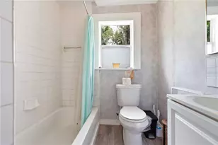 1553 29th St, Sarasota, FL 34234 - Photo 13