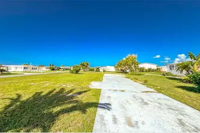 6323 Bob White Drive, Englewood, FL 34224 - Photo 19