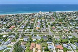 728 Serata St, Venice, FL 34285 - Photo 3