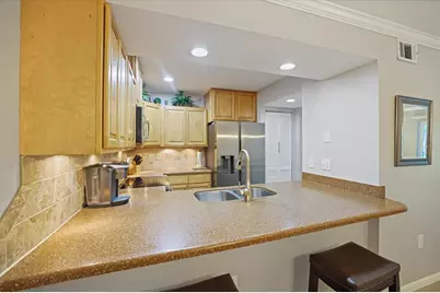 752 White Pine Tree Road #102, Venice, FL 34285 - Photo 9