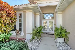 679 Lakescene Dr, Venice, FL 34293 - Photo 3