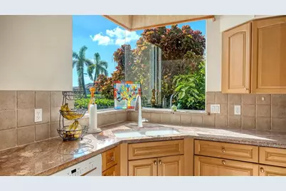 679 Lakescene Drive, Venice, FL 34293 - Photo 13