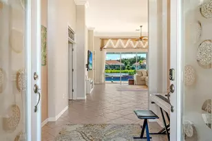679 Lakescene Dr, Venice, FL 34293 - Photo 5