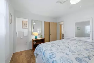 1027 Beach Manor Cir, Venice, FL 34285 - Photo 31