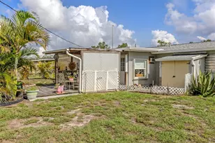 424 Center Rd, Venice, FL 34285 - Photo 7