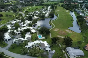 2671 Greenbelt Yard, Sarasota, FL 34235 - Photo 15