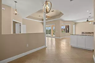203 Lake Victoria Ct, Englewood, FL 34223 - Photo 17
