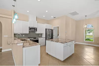 203 Lake Victoria Court, Englewood, FL 34223 - Photo 23