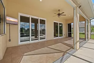 203 Lake Victoria Ct, Englewood, FL 34223 - Photo 49