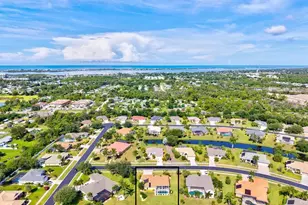 203 Lake Victoria Ct, Englewood, FL 34223 - Photo 69
