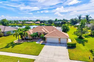 203 Lake Victoria Ct, Englewood, FL 34223 - Photo 63