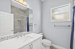 203 Lake Victoria Ct, Englewood, FL 34223 - Photo 43