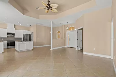 203 Lake Victoria Court, Englewood, FL 34223 - Photo 13