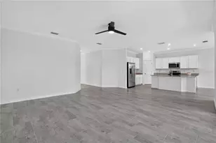 24237 Spartina Dr, Venice, FL 34293 - Photo 7