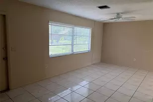 5964 Diana Rd, Venice, FL 34293 - Photo 3