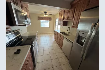 517 Mount Vernon Drive, Venice, FL 34293 - Photo 3