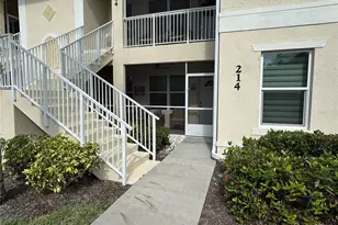200 Gardens Edge Dr, Venice, FL 34285 - Photo 3