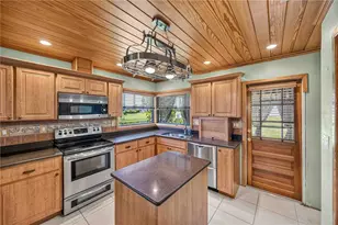 166 Mark Twain Ln, Rotonda West, FL 33947 - Photo 19