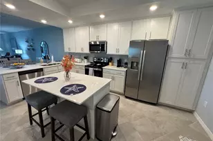 12390 Wellen Golf St, Venice, FL 34293 - Photo 5