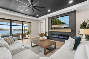 12801 Morning Mist Pl, Venice, FL 34293 - Photo 3