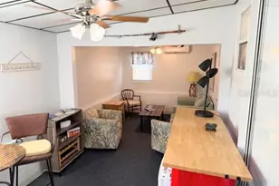 813 S Green Cir, Venice, FL 34285 - Photo 5