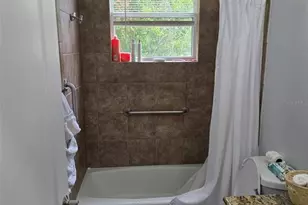 4644 Sawyer Rd, Sarasota, FL 34233 - Photo 17