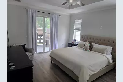 4644 Sawyer Road, Sarasota, FL 34233 - Photo 11