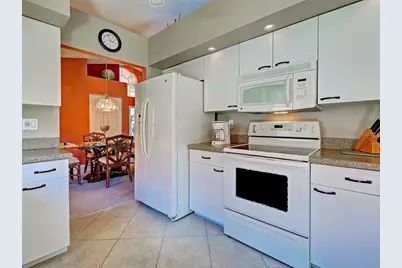 1176 Harbor Town Way, Venice, FL 34292 - Photo 29