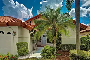 1176 Harbor Town Way, Venice, FL 34292 - Photo 3